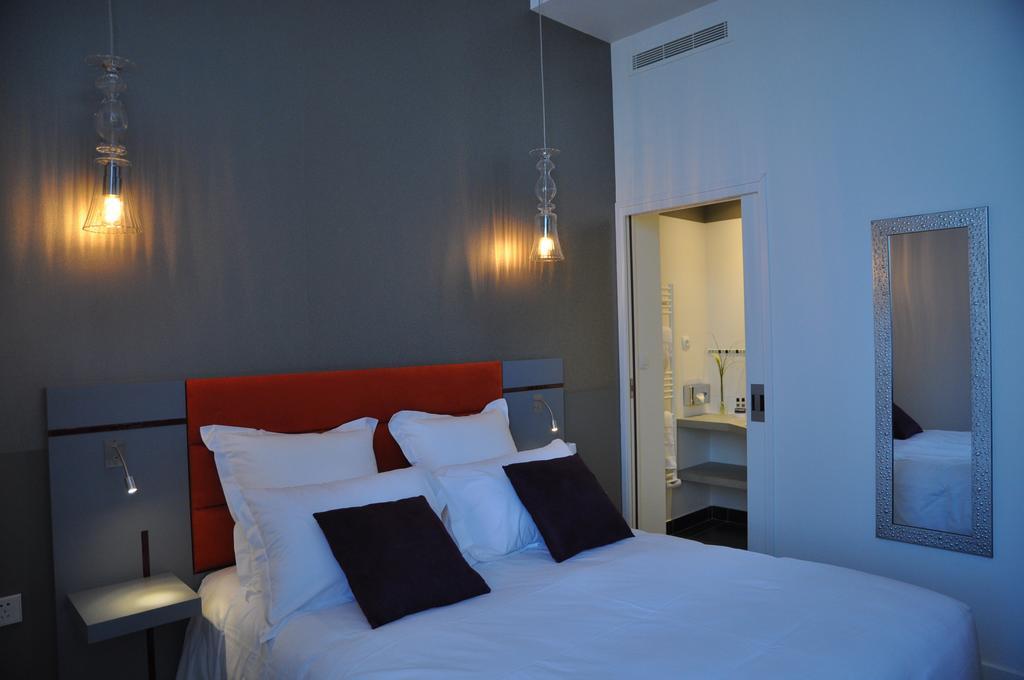Les 3 Lieux Hotell Les Ponts-de-Cé Exteriör bild