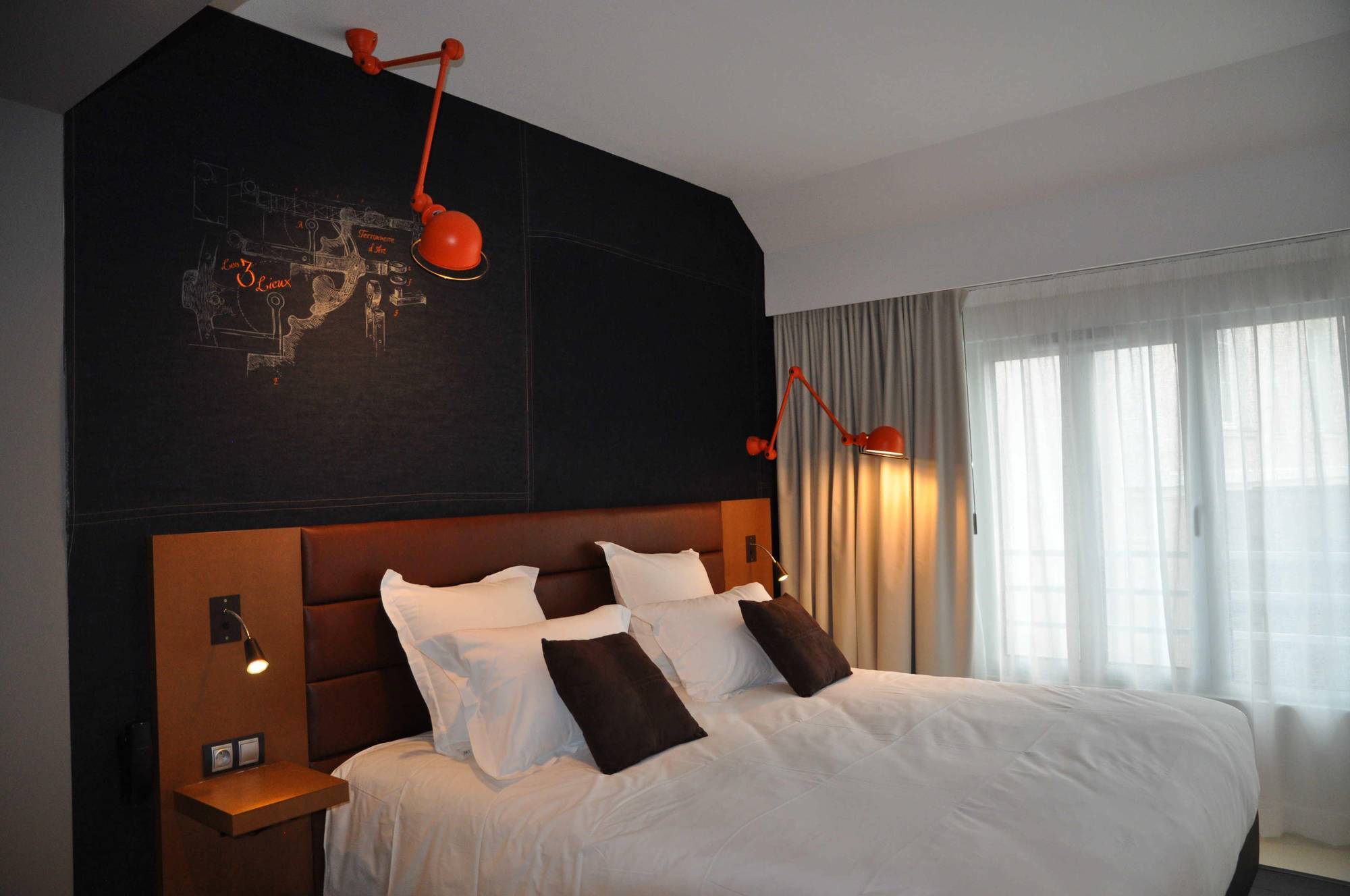Les 3 Lieux Hotell Les Ponts-de-Cé Exteriör bild